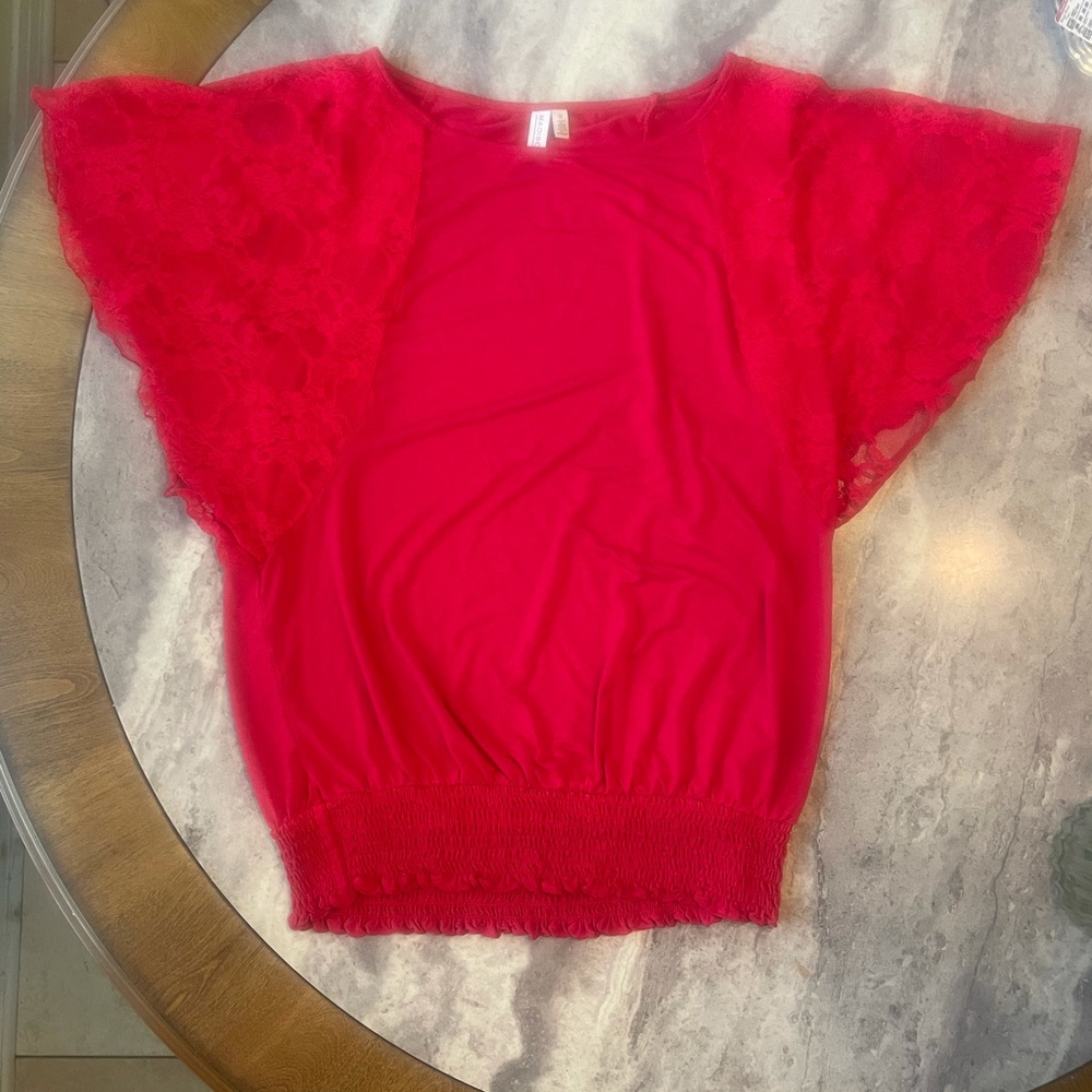 Madison Butterfly-Sleeve Top